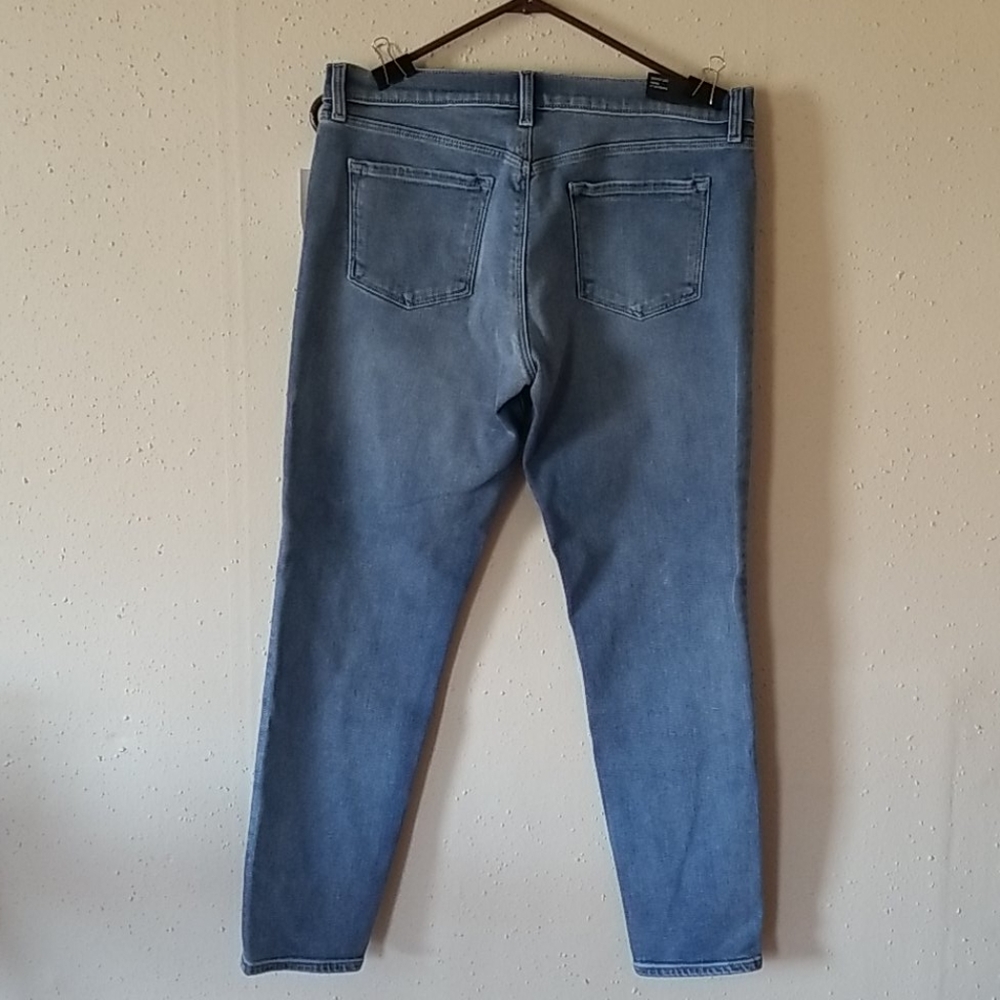 J Brand 811 Skinny Utopia Jean's size 30